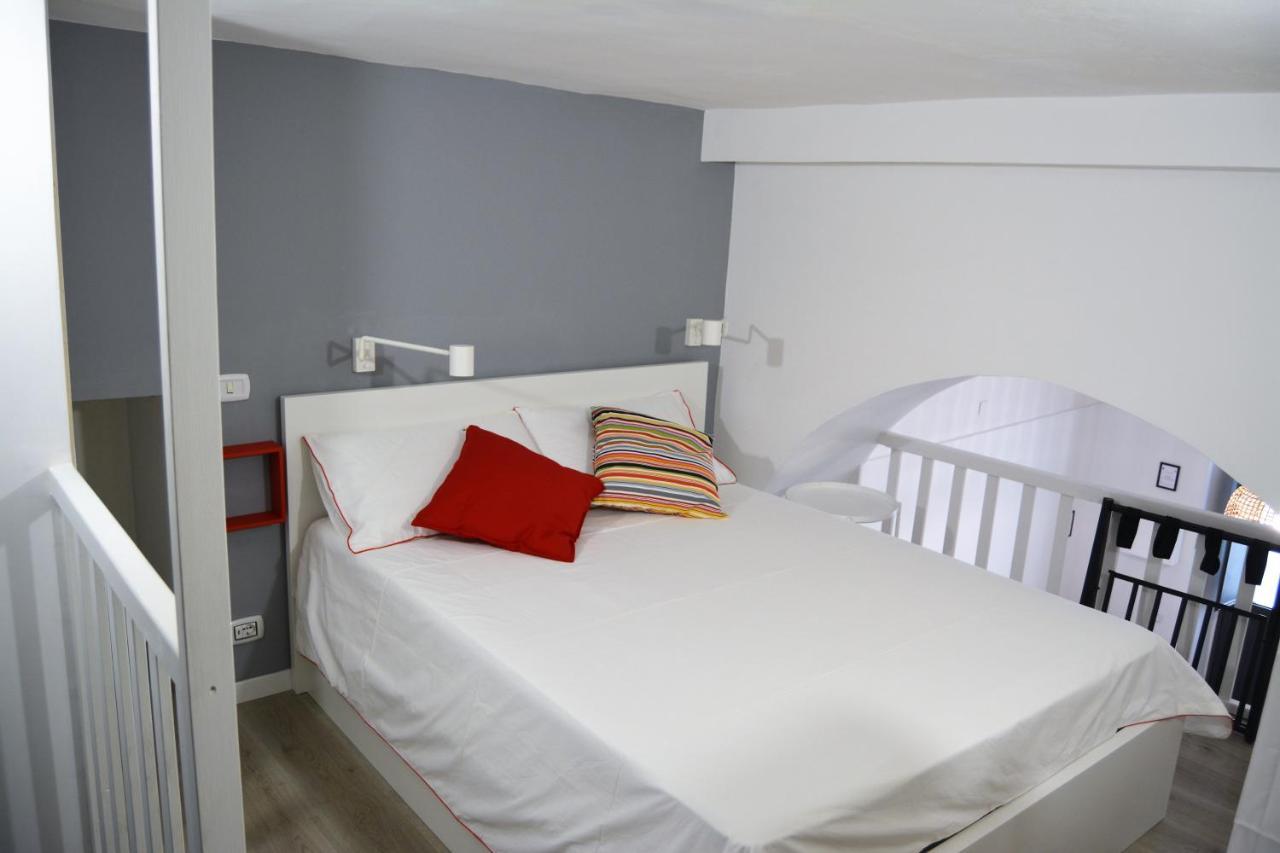 Dock33 - Comfort Loft In Catania Center מראה חיצוני תמונה